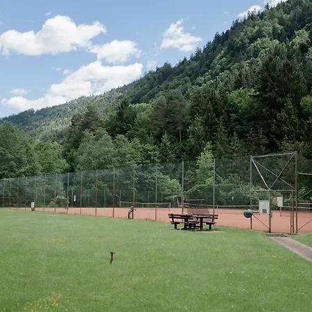 Landskron Mit Seezugang Direkt Am Ossiachersee By Seebnb Appartement *