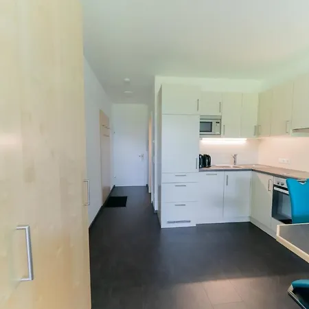 Landskron Mit Seezugang Direkt Am Ossiachersee By Seebnb Appartement