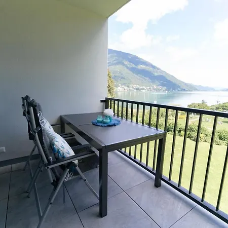 Landskron Mit Seezugang Direkt Am Ossiachersee By Seebnb Appartement